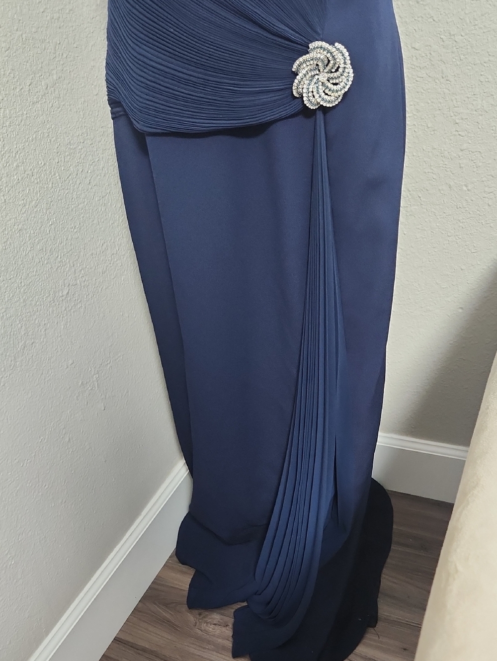 Mother Of The Bride Navy Blue Long Gown - Picture 8 of 9
